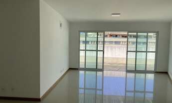 Imagem 4: Cobertura para venda possui 200 metros quadrados com 2 quartos em Várzea - Teresópolis - R