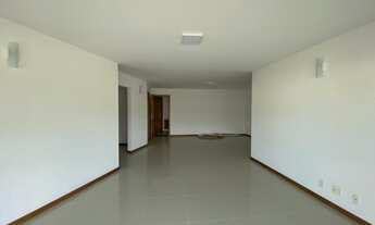 Imagem 3: Cobertura para venda possui 200 metros quadrados com 2 quartos em Várzea - Teresópolis - R