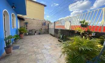 Imagem 2: Excelente Casa Duplex, Disponível para Locação: com 2 Quartos, Suíte com Varanda e 2 Vagas