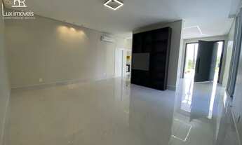 Imagem 6: Marina Rio Belo / Térrea 450m² 4 suítes / com modulados e climatizada / quintal amplo