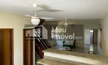 Imagem 2: Casa a venda em Caçapava com 3 quartos, sendo 1 suíte