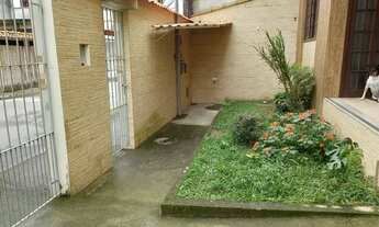 Imagem 4: Conjunto de 3 casas no mesmo terreno