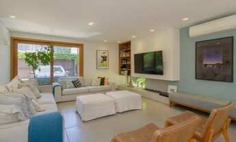 Imagem 4: Casa tipo para venda com 3 quartos, 278m²