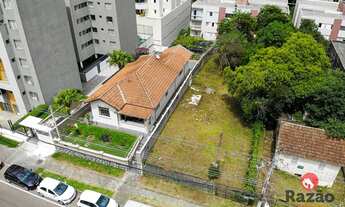 Imagem 2: TERRENO COM ÓTIMO POTENCIAL CONSTRUTIVO E COMERCIAL - 990 M² - BIGORRILHO - REF.: 5484-RAZ