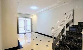 Imagem 4: FLA / Casa de condomínio sobrado para venda tem 195 metros quadrados com 4 quartos