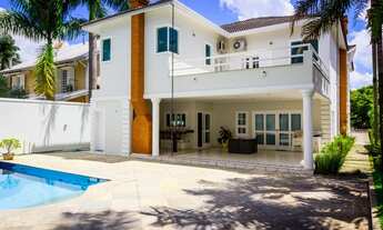 Imagem 2: Linda casa com560m2, 5 suítes, piscina e churrasqueira, excelente localização