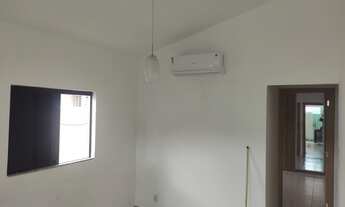 Imagem 2: Casa de condomínio térrea para aluguel tem 74 metros quadrados com 3 quartos em Tarumã - M