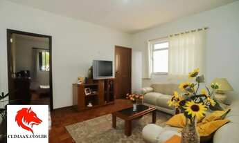 Imagem 2: Casa à venda com 215m², 2 quartos e 2 vagas