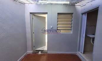 Imagem 4: Casa com 2 quartos na Av. Ede