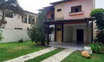 Imagem: Laise.pnimoveis mostra Green Club casa arborizada