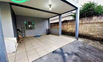 Imagem 4: A venda ou Aluguel Casa 4 quartos Conjunto Beija Flor!