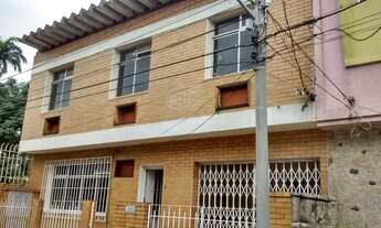 Imagem: Casa de vila térrea para aluguel tem 211