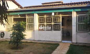 Imagem 3: Casa residencial 03 quartos disponível para venda no bairro Dona Zulmira em Uberlândia-MG