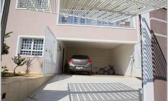 Imagem 2: Casa à Venda no Jardim Nova Europa em Campinas SP