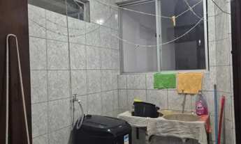 Imagem 2: Apartamento mobiliado na Vila Mocó, três quartos, garagem, próximo ao centro