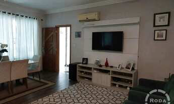 Imagem: Vende-se Excelente Casa Sobreposta Baixa