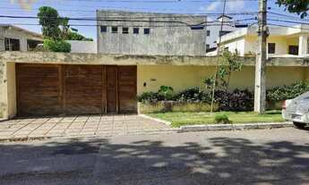 Imagem 3: Casa com perfil comercial com 612 m² de terreno