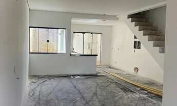 Imagem 5: Casa Geminada - Oportunidade - Acabamento e localização impecável