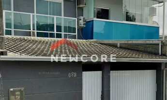 Imagem 2: Sobrado em Rua Donaciano Santos - Barra - Balneário Camboriú/SC