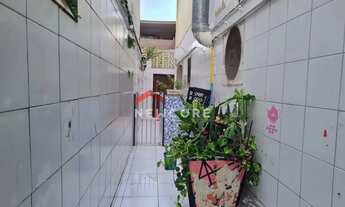 Imagem 2: Casa em Rua Liberdade - Estuário - Santos/SP