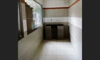 Imagem 4: Vende-se uma linda casa ?