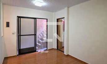 Imagem 4: Casa para Aluguel - Jardim Botucatu, 1 Quarto, 37 m2