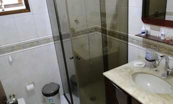 Imagem 4: Sobrado com 3 dormitórios planejados, 2 vagas e churrasqueira no Parque Marajoara em Santo