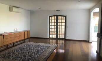 Imagem 5: Casa a venda em Alphaville 5 com 469 M², 4 quartos, duas suítes, lareiras, cozinha gourmet