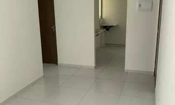 Imagem 4: Apartamento para aluguel possui 50 metros quadrados com 2 quartos em Santa Mônica - Camara