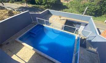 Imagem 2: Casa com 4 dormitórios e piscina para locação em Atibaia