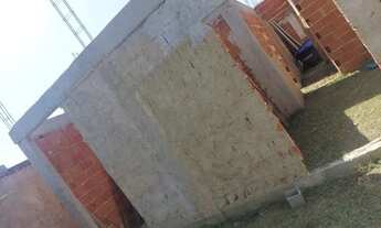 Imagem 4: Vendo terreno ( murado