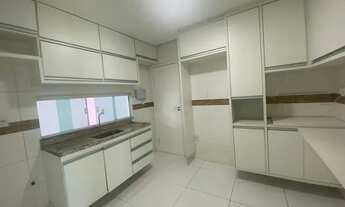 Imagem 3: Casa reformada moderna no Sim