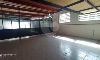 Imagem 3: Prédio comercial em Santana