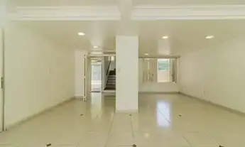 Imagem 7: Casa para Venda - 250m², 4 dormitórios, sendo 1 suites, 3 vagas - Menino Deus