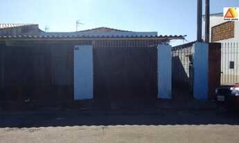 Imagem 2: JACAREí - Casa Padrão - Vila Zezé