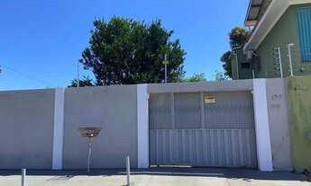 Imagem: Vendo ou troco Centro Cristo Rei