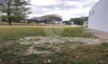 Imagem 6: Terreno totalmente plano, residencial ou comercial, frente para duas ruas, AT 5695m2