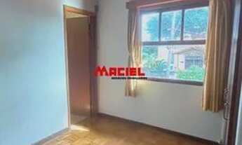 Imagem 7: Sobrado para venda com 198 metros quadrados com 6 quartos