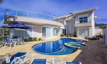 Imagem: Casa de alto padrão à venda no condomínio