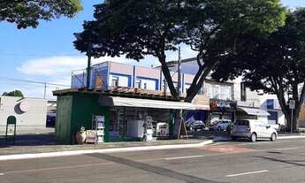 Imagem 3: Espaços para propagandas . Outdoor