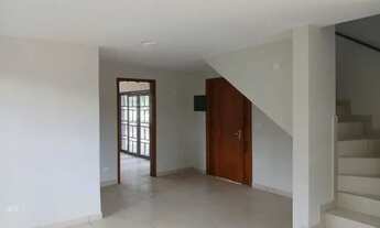 Imagem 2: Vende-se Sobrado em Santa Cruz de Monte Castelo, centro, 1 suíte e 3 quartos