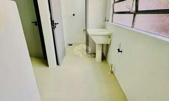 Imagem 6: APARTAMENTO AMPLO de 2 DORMITÓRIOS ÓTIMA LOCALIZAÇÃO