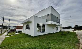 Imagem 3: Casa nova com 4 dormitórios (2 suítes), 4 banheiros e gourmet com churrasqueira