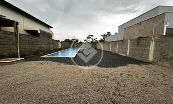Imagem 3: Terreno com piscina a venda! Localizado uma rua antes do restaurante bistrô da mata, em Ch
