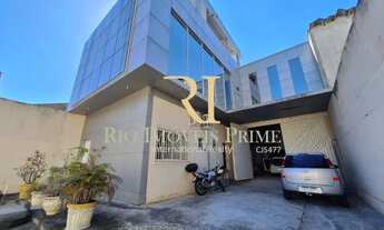 Imagem 3: GALPÃO REFORMADO, PÁTIO AMPLO