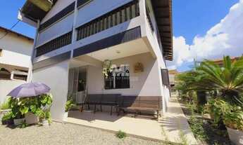 Imagem 3: Sobrado para venda tem 154 metros quadrados com 4 quartos em Tabuleiro - Barra Velha - SC