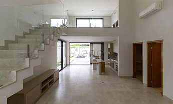 Imagem 2: Sobrado para alugar em Campinas, Loteamento Residencial Arborais, com 4 suítes, com 228 m²