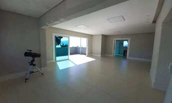 Imagem 2: Terraço com vista mar, piscina e espaço gourmet, 4 suítes e 6 vagas para locação no Centro