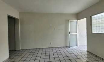 Imagem 6: Apartamento reformado no Residencial Rocha Cavalcante II no coração do bairro do Catolé !!