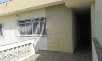 Imagem 6: CASA COM 2 DORMITÓRIOS (1 COM PLANEJADO), COZINHA PLANEJADA, CHURRASQUEIRA E 1 VAGA COBERT